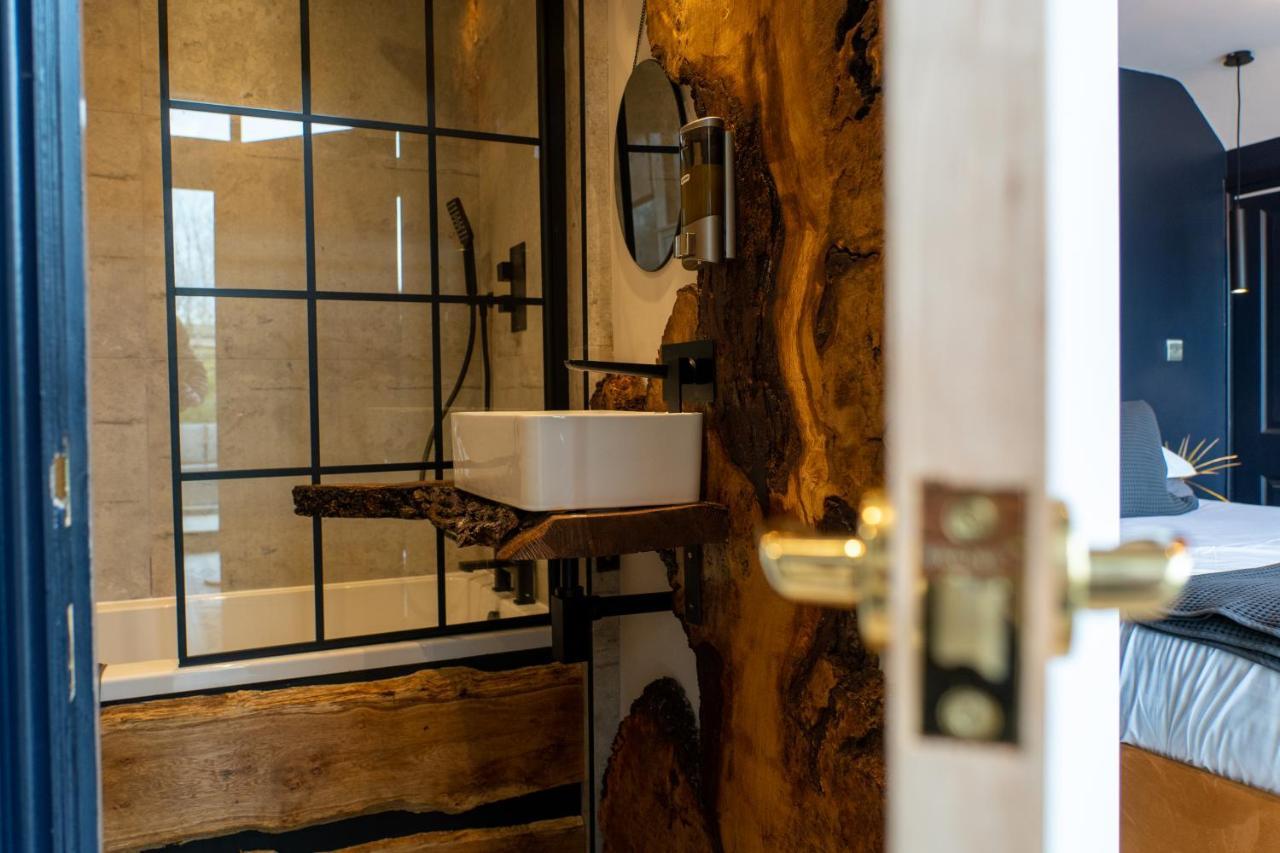 Plas Coch Luxury Barn Llanddeiniolen Ngoại thất bức ảnh