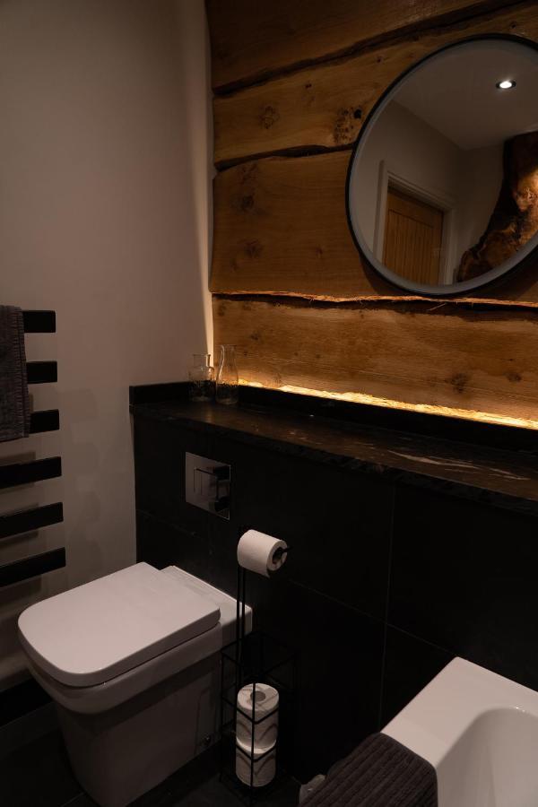 Plas Coch Luxury Barn Llanddeiniolen Ngoại thất bức ảnh